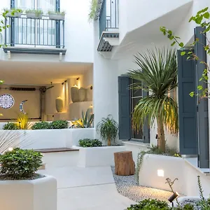 https://casona-seis-lunas-bajo-b.es-andalucia.com