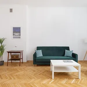 Stylish Swietojanska By Renters Apartment Warsaw