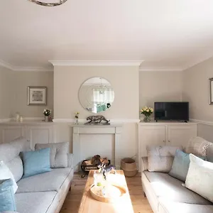 Host & - No 9 By The Park Apartment Whitby